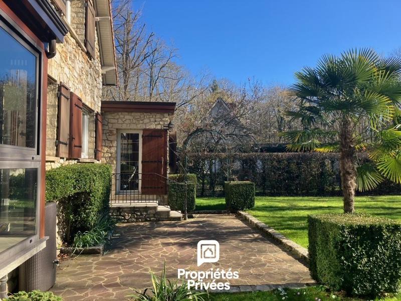 Maison - 176 m² - 6 pièces