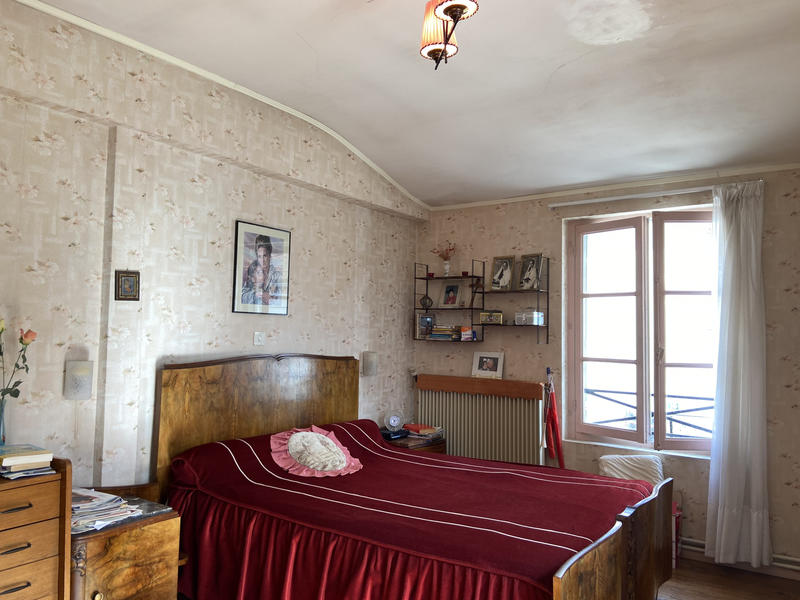 Maison de village - 115 m² - 7 pièces