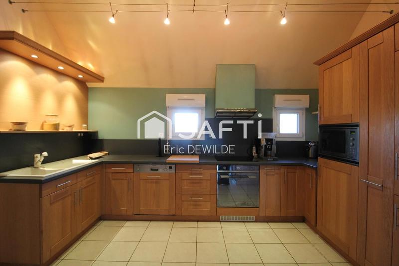 Maison - 175 m² - 7 pièces