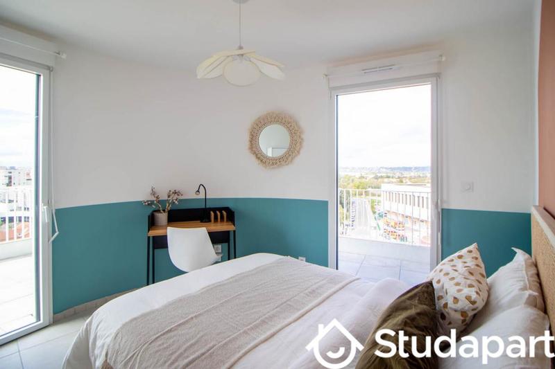 Chambre - 10 m² - 1 pièce