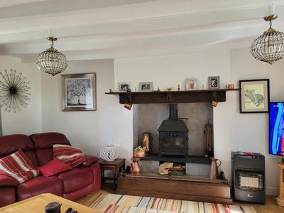 Propriété - 241 m² - 11 pièces