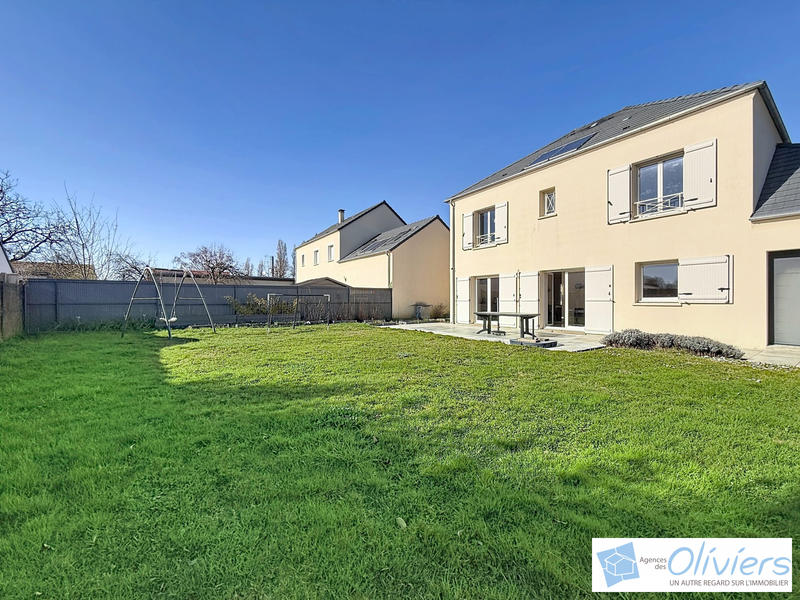 Maison - 140 m² - 6 pièces