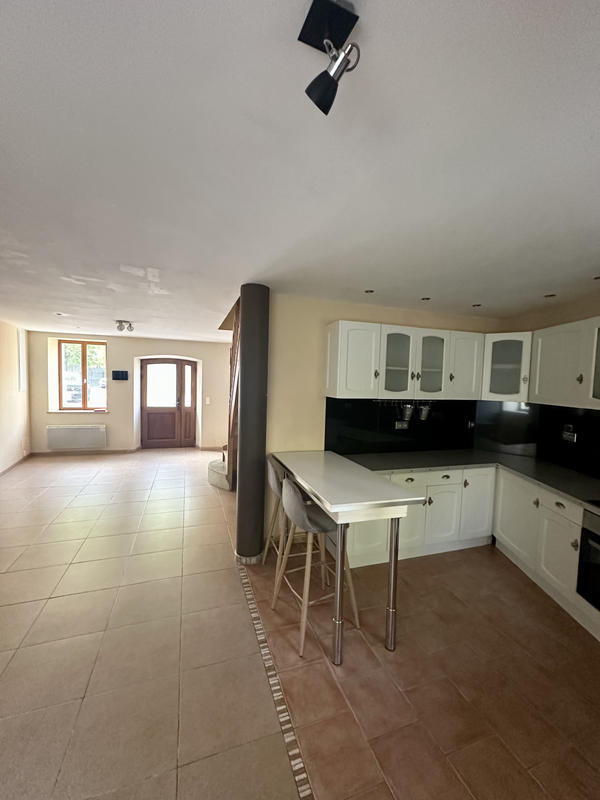 Maison de village - 97 m² - 3 pièces