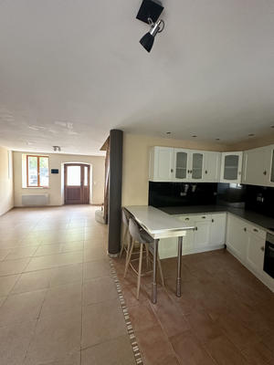 Maison de village - 97 m² - 3 pièces