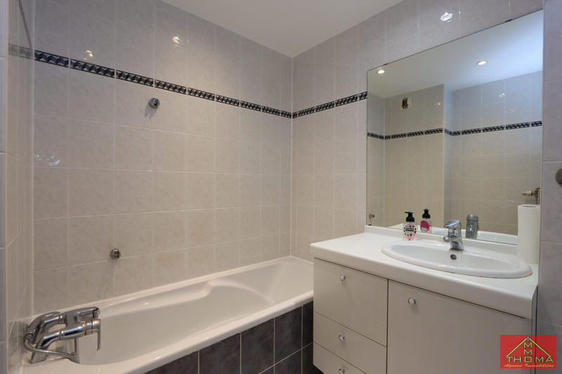 Appartement - 70 m² - 3 pièces