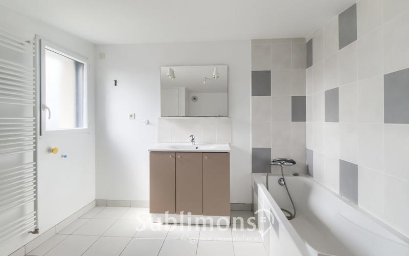 Maison contemporaine - 136 m² - 5 pièces