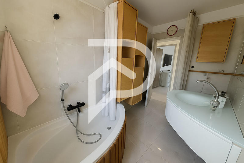 Maison - 82 m² - 3 pièces