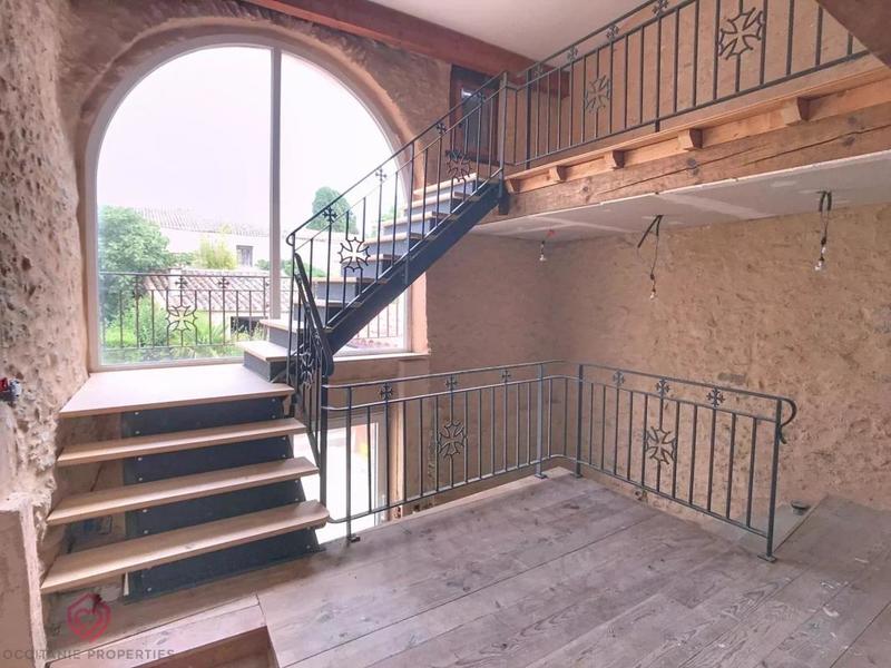 Maison de village - 238 m² - 9 pièces