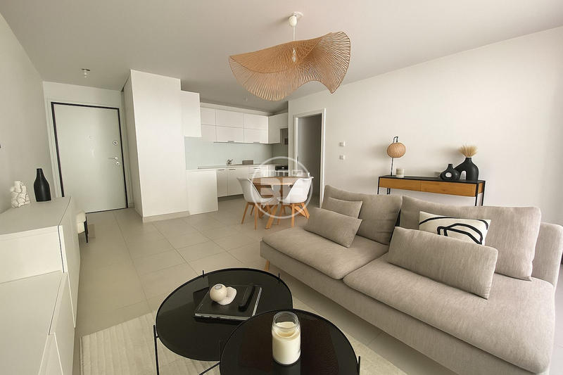 Appartement - 67 m² - 3 pièces