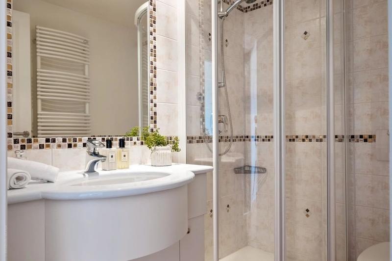 Villa - 500 m² - 7 pièces