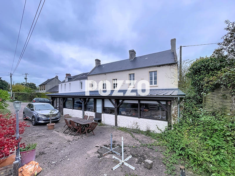 Maison - 218 m² - 7 pièces