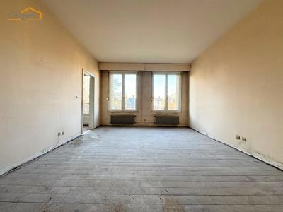 Appartement - 144 m² - 5 pièces