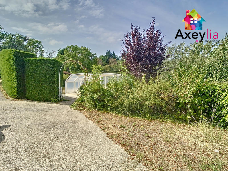 Maison - 196 m² - 12 pièces