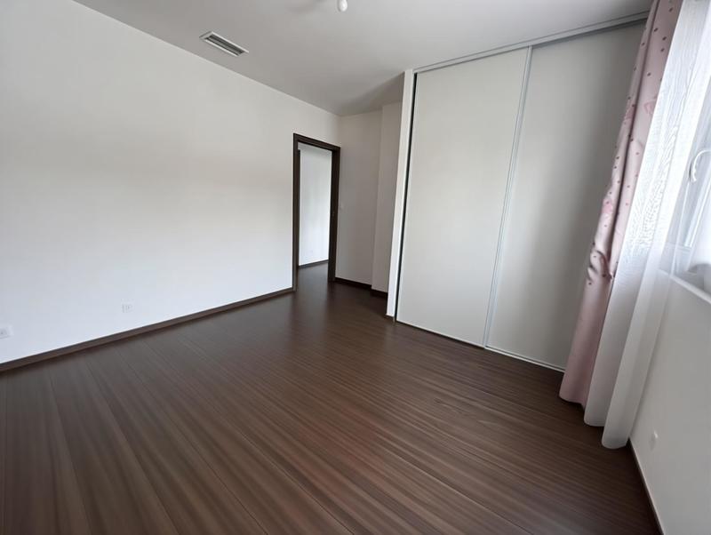 Maison - 148 m² - 4 pièces