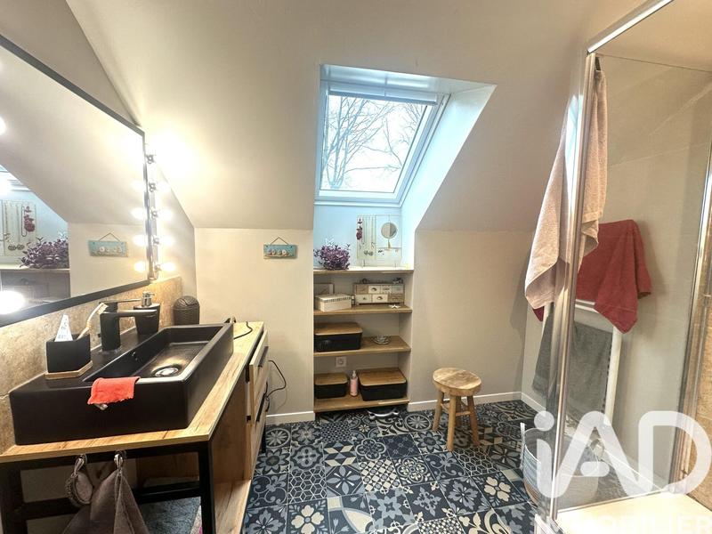 Maison - 156 m² - 9 pièces