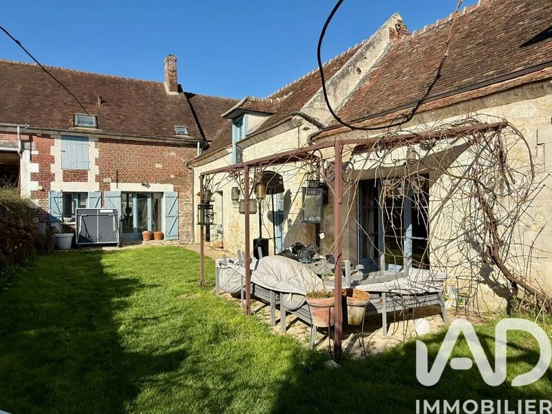 Maison - 300 m² - 7 pièces