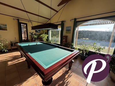 Maison - 170 m² - 5 pièces