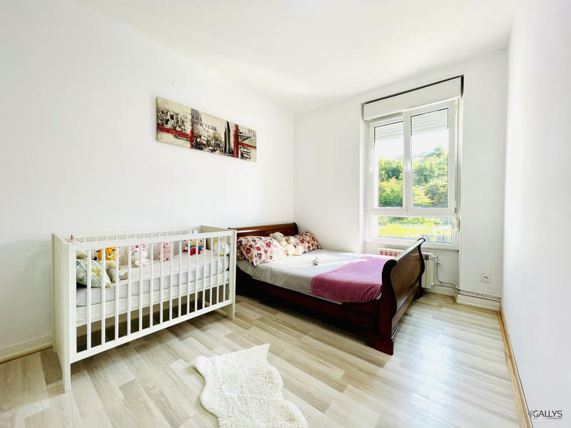 Maison - 88 m² - 4 pièces