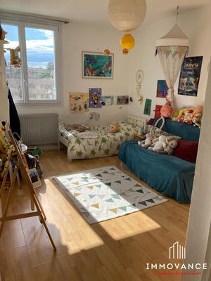 Appartement - 70 m² - 3 pièces