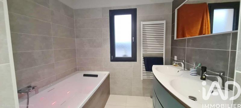 Maison - 150 m² - 4 pièces