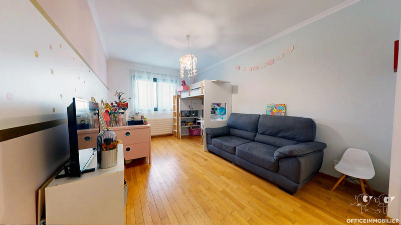 Maison - 160 m² - 6 pièces