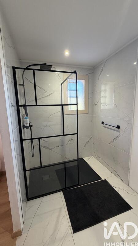 Maison - 171 m² - 6 pièces