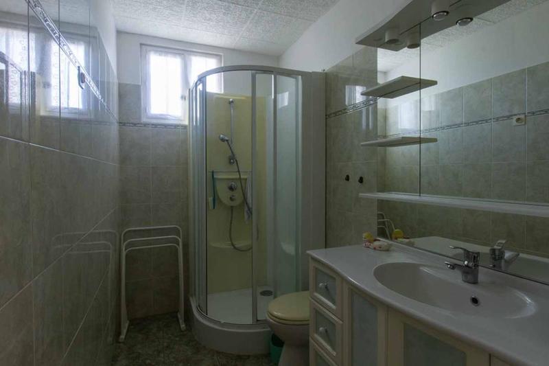 Maison - 83 m² - 5 pièces