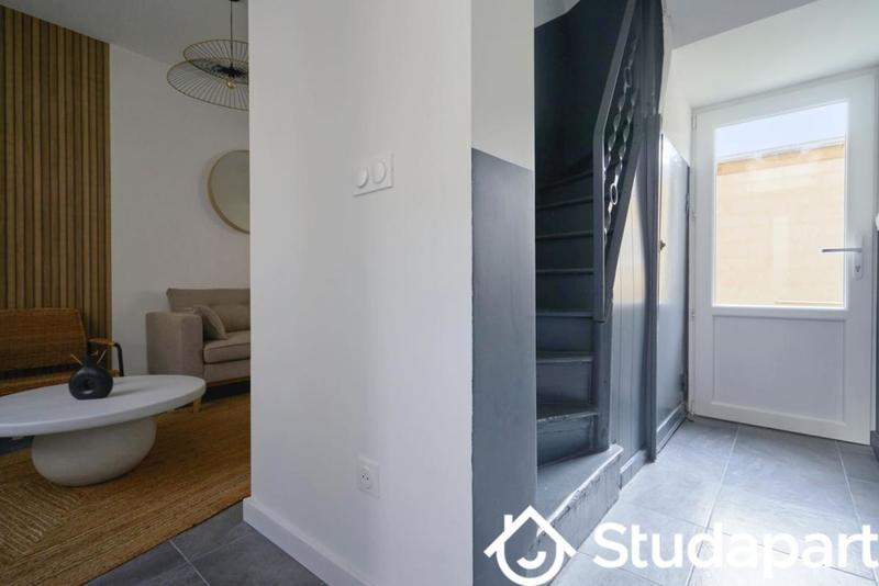 Chambre - 12 m² - 1 pièce