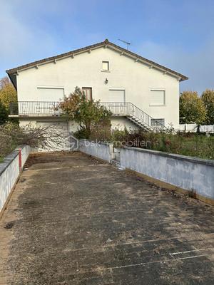 Pavillon - 110 m² - 5 pièces