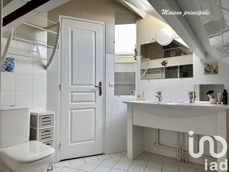 Maison - 276 m² - 13 pièces