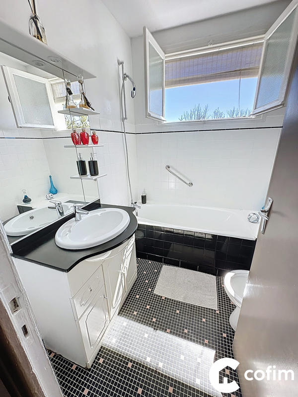 Maison - 88 m² - 5 pièces