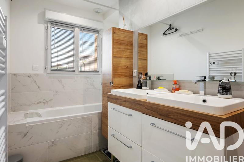 Maison de ville - 99 m² - 4 pièces