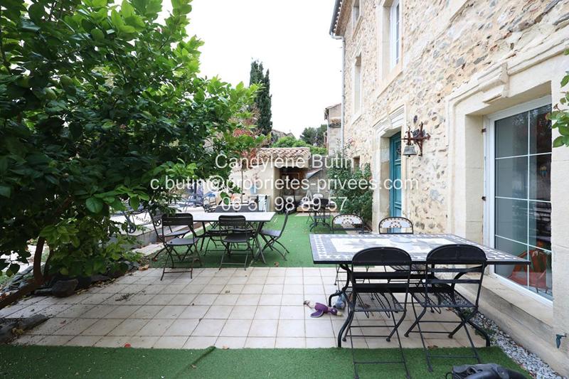 Maison - 320 m² - 12 pièces