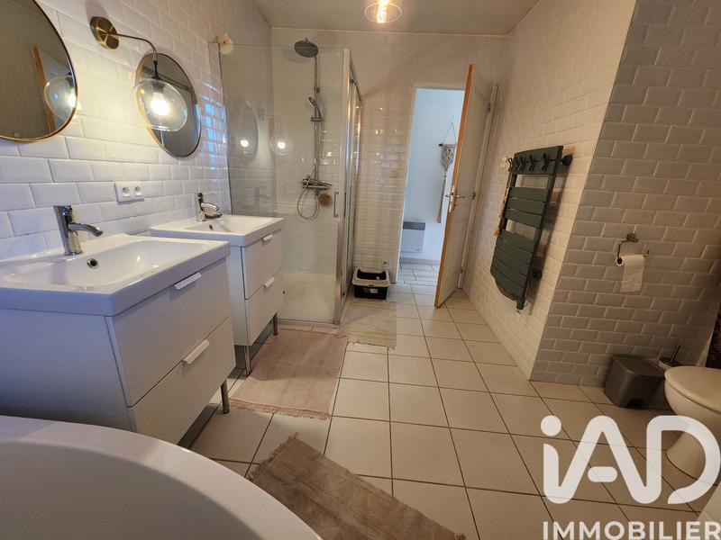 Maison - 159 m² - 7 pièces