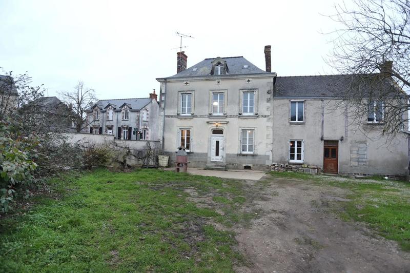 Maison de bourg - 102 m² - 4 pièces