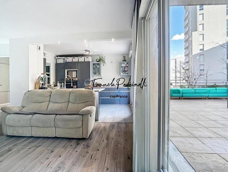 Appartement - 72 m² - 3 pièces