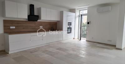 Maison - 105 m² - 3 pièces