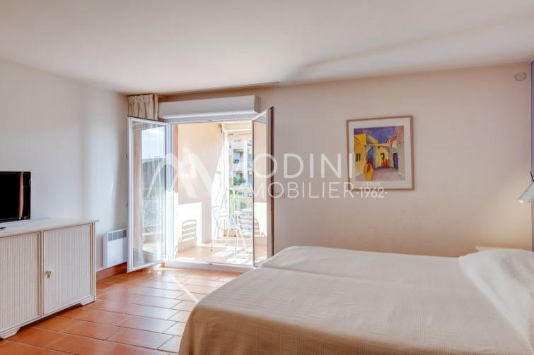 Appartement - 98 m² - 3 pièces