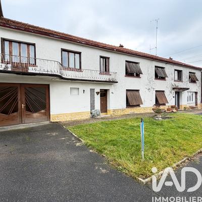 Maison - 248 m² - 7 pièces
