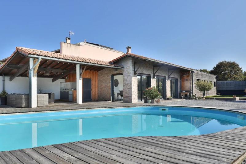 Maison - 136 m² - 4 pièces