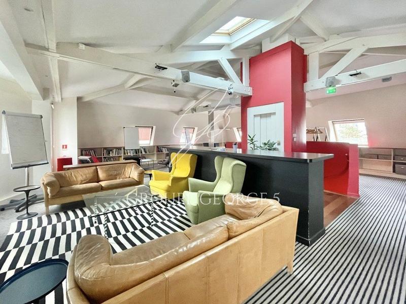 Immeuble - 624 m² - 20 pièces