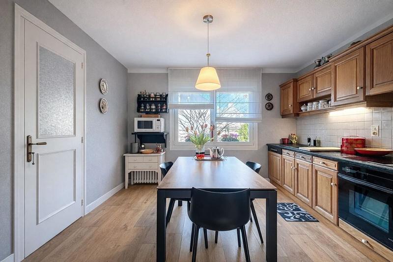 Maison - 166 m² - 7 pièces