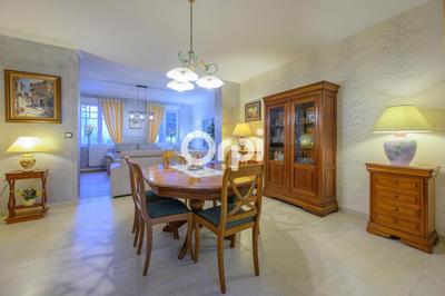 Maison - 153 m² - 4 pièces