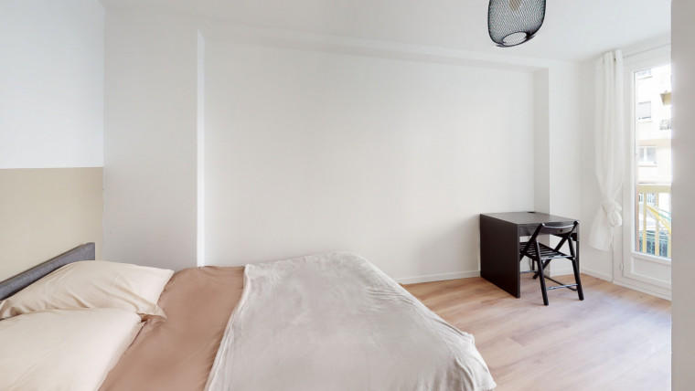 Appartement - 77 m² - 5 pièces