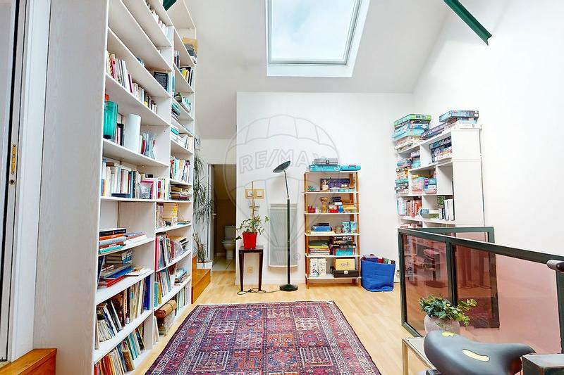 Atelier d'activités - 140 m² - 6 pièces