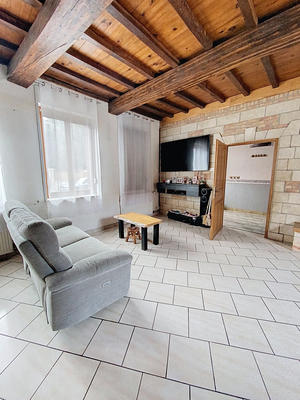 Maison - 220 m² - 9 pièces