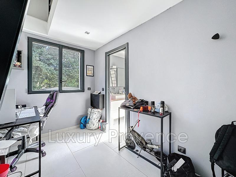 Maison - 174 m² - 5 pièces