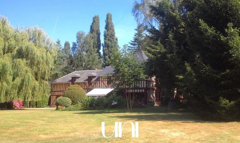 Maison - 291 m² - 14 pièces