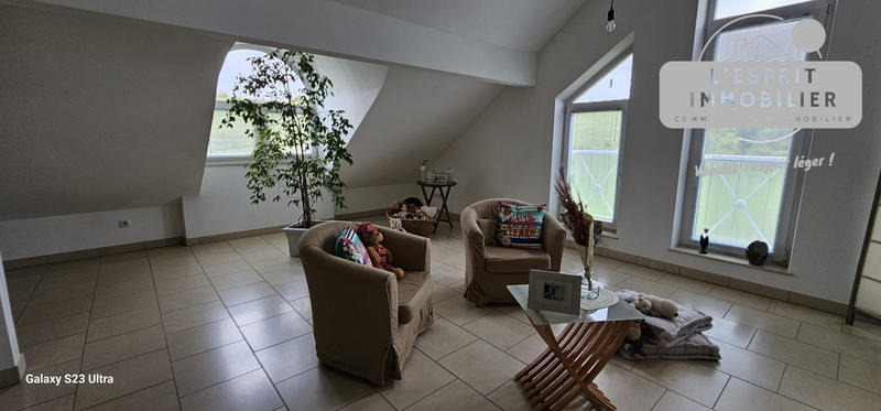 Villa - 225 m² - 6 pièces