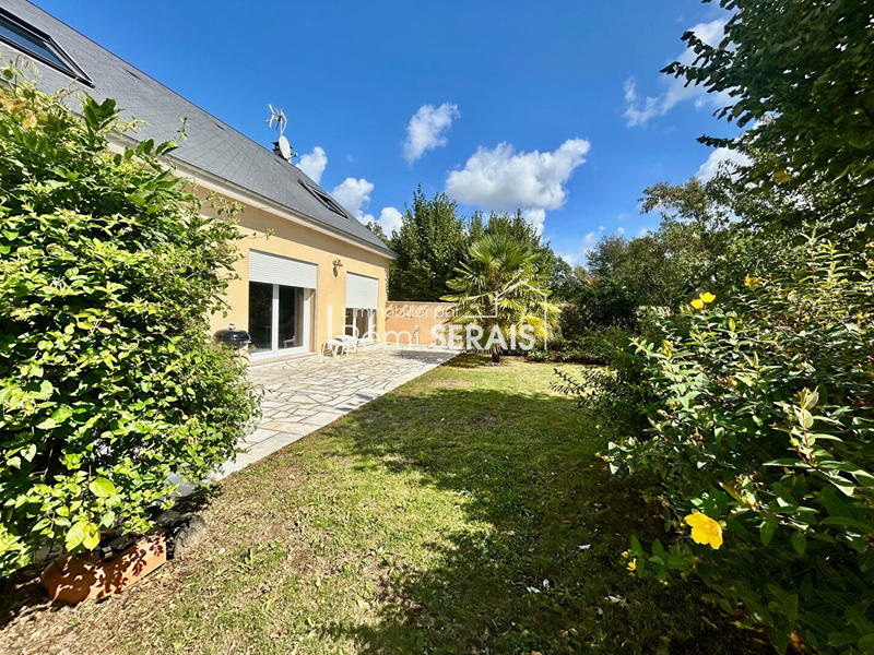 Maison - 186 m² - 6 pièces